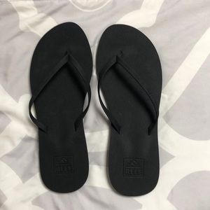 brand new reef flip flops